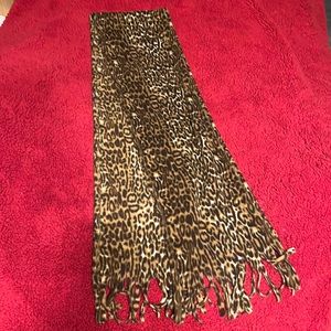 Gorgeous Animal Print Scarf